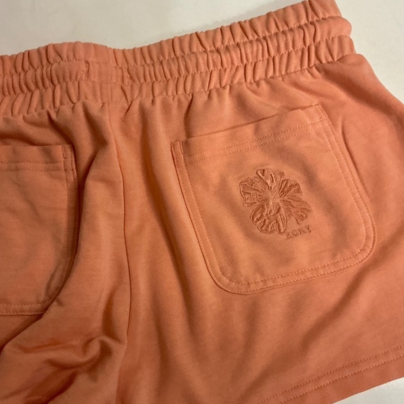 Women’s Roxy sweat shorts  size L - Picture 3 of 6